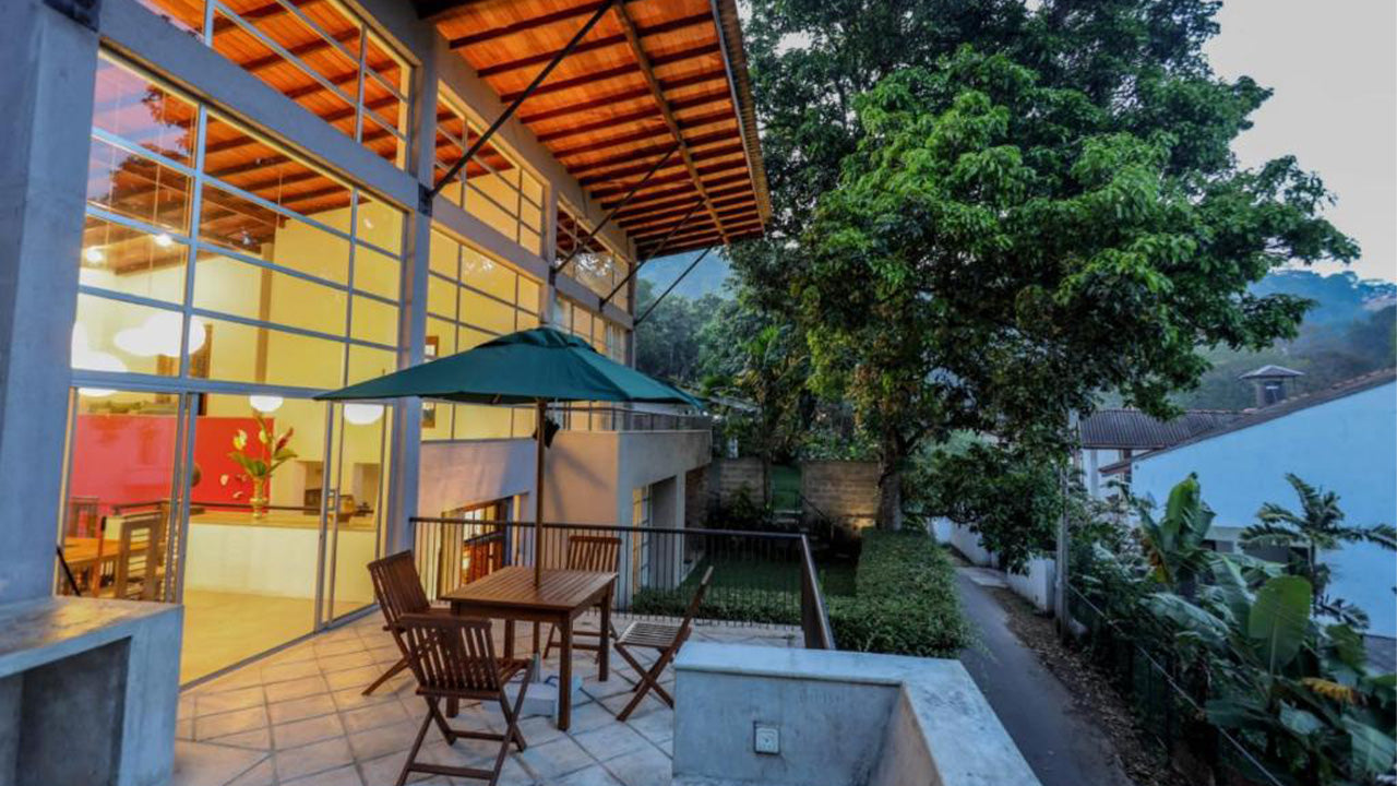 Margossa Residence by 55TG, Kandy