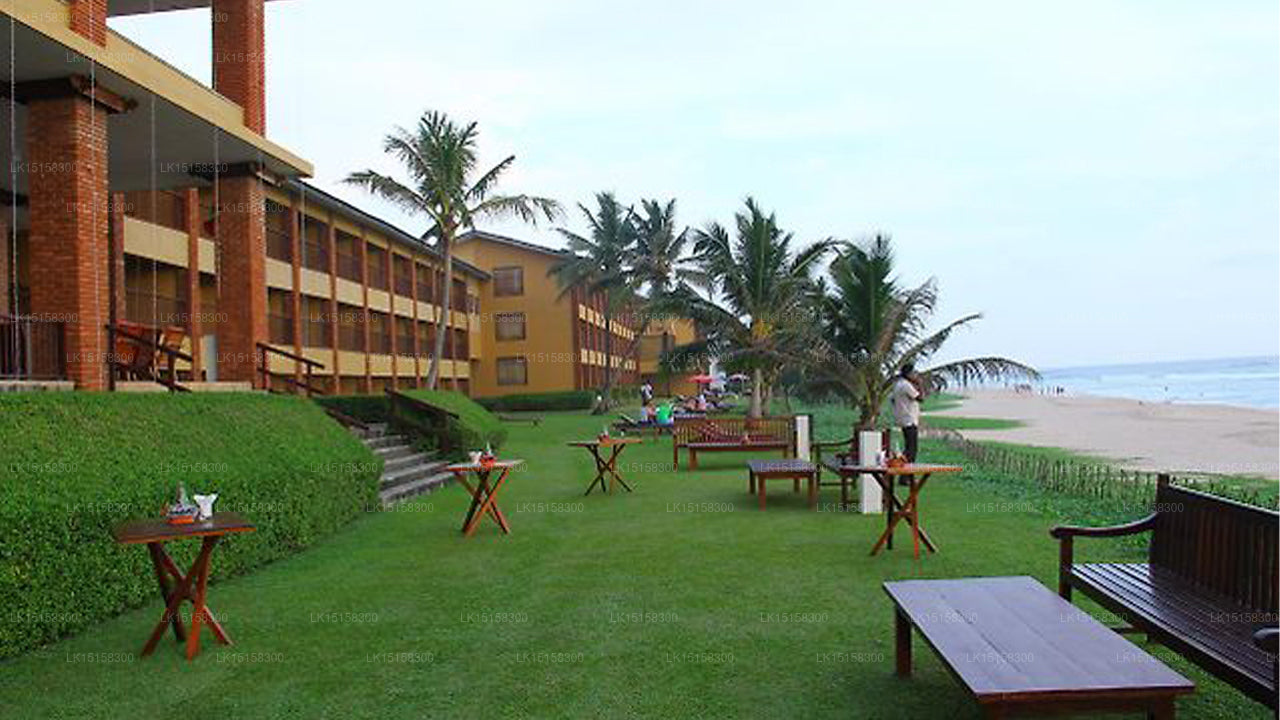 The Long Beach Resort, Koggala