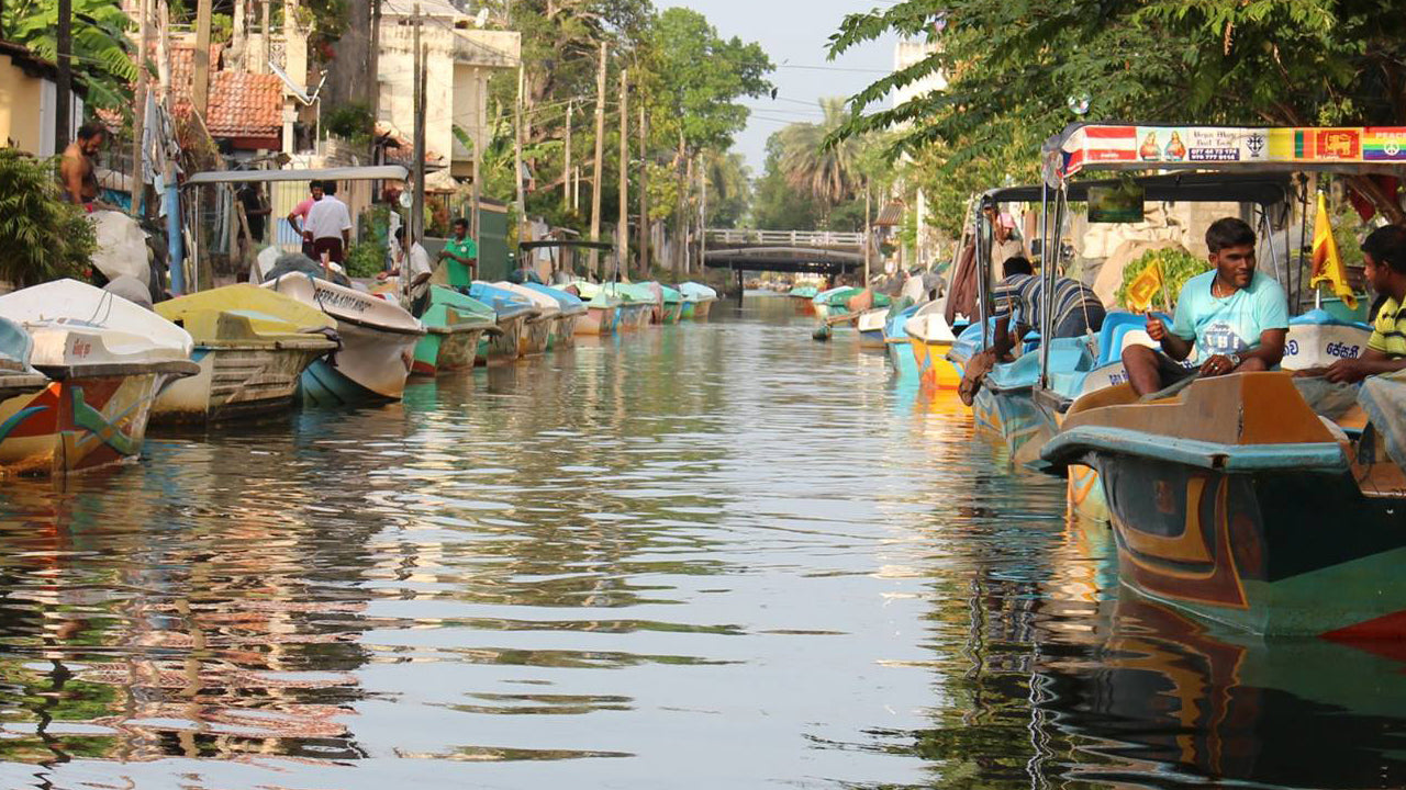 Muthurajawela and Dutch Canal Boat Ride with Negombo City Tour from Colombo