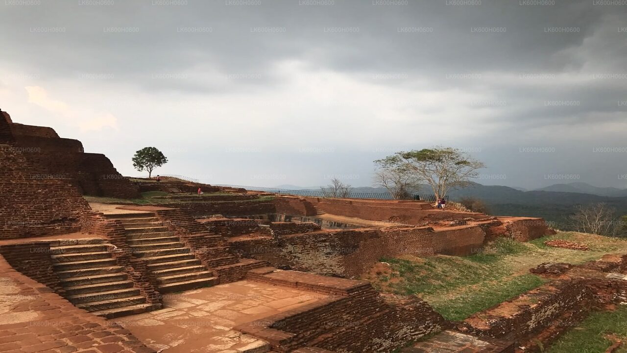 Sigiriya and Dambulla from Colombo